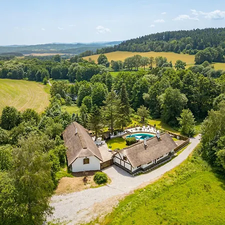 Villa Luxury Nature Rezidence Private Wellness *
